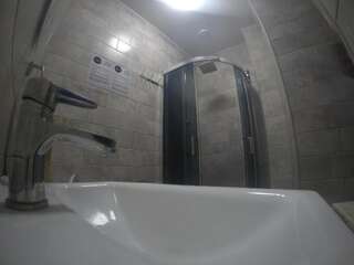 Хостелы Hostel Sputnik Харьков Спальное место на двухъярусной кровати в общем номере для мужчин и женщин-33